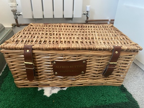 Alfred button hamper - alfred, &