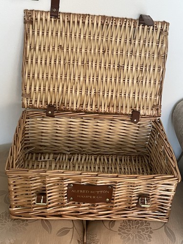 Alfred button wicker hamper - wicker,